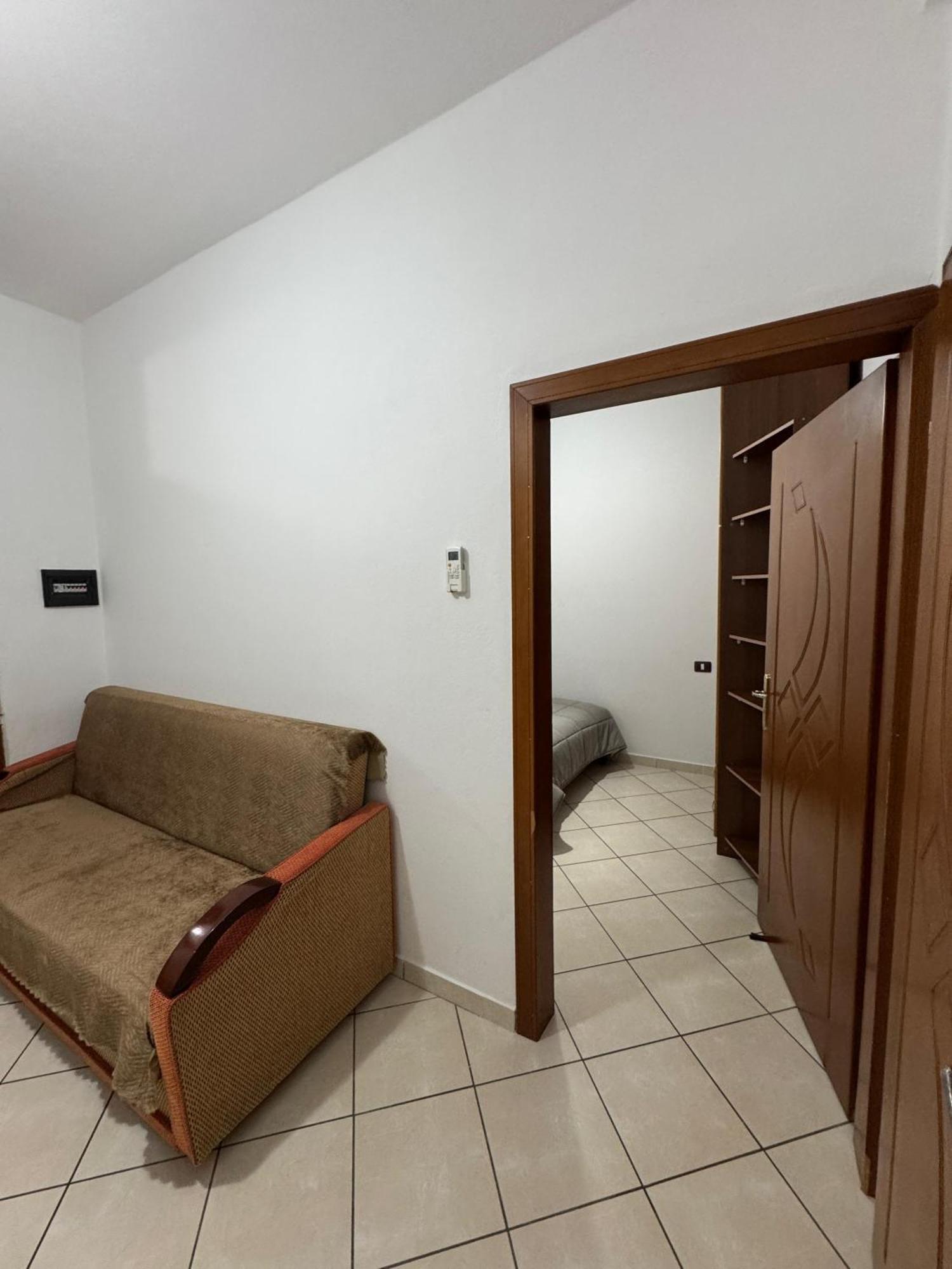 Appartement Aleksi&Eli à Shkodër Extérieur photo