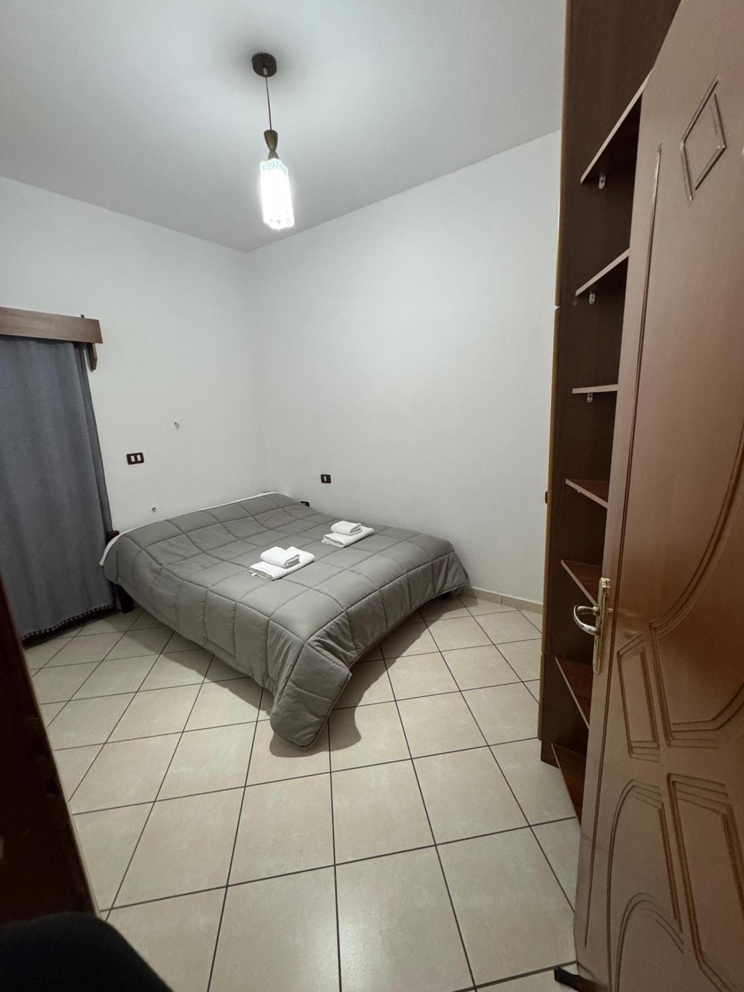 Appartement Aleksi&Eli à Shkodër Extérieur photo